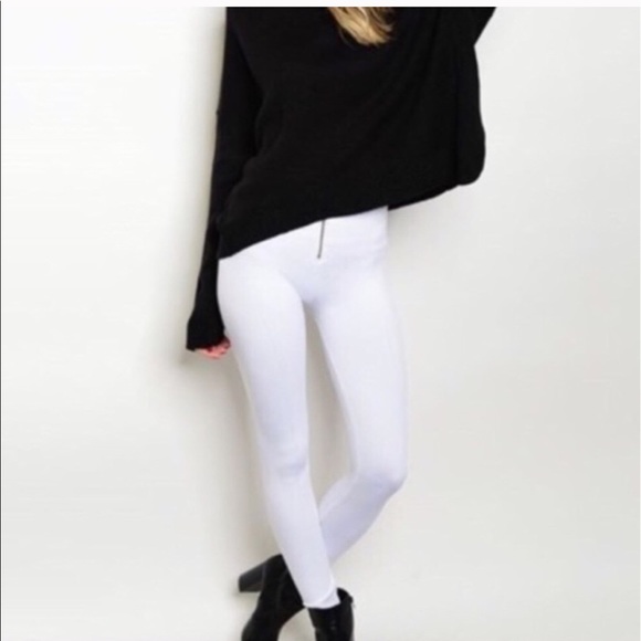 ❗️1 LEFT Nordstrom Chic White Leggings NWT - Picture 2 of 3