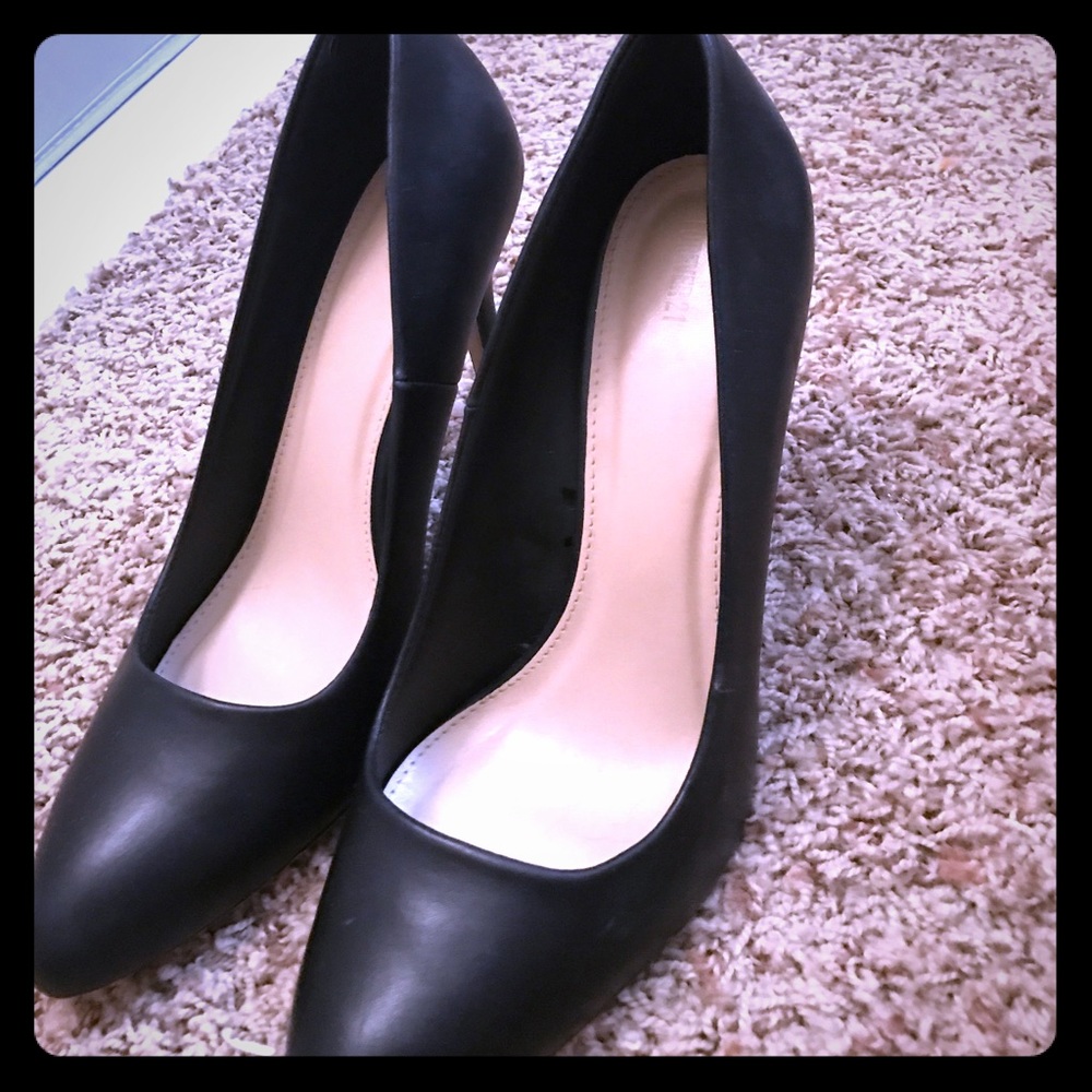 Black heels!