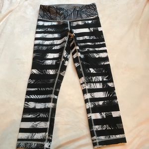 Lululemon wunder under crop