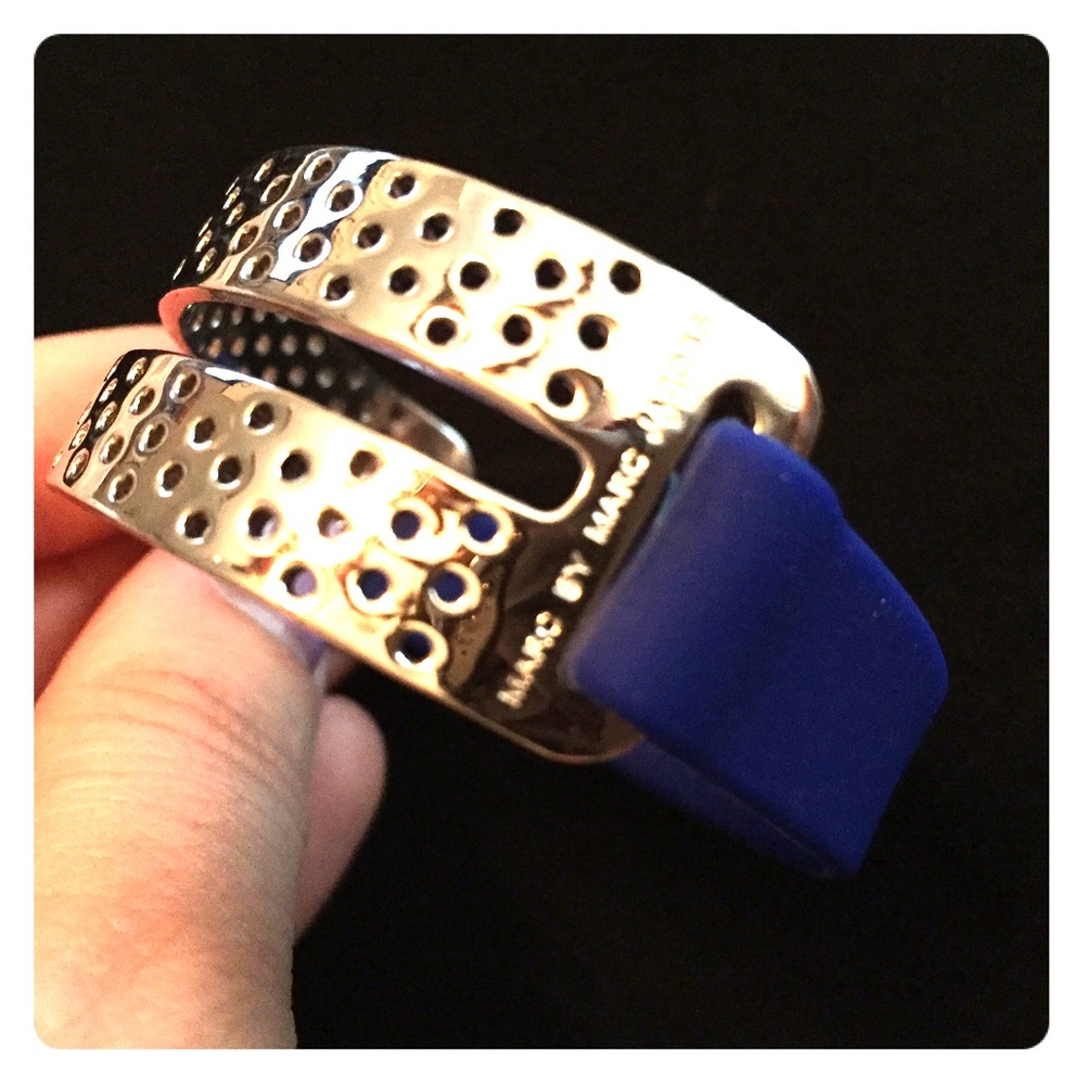 Fun Marc Jacobs metal and silicon bracelet