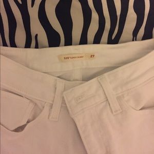 Levi 535 super skinny size 27