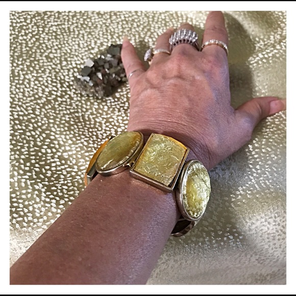 🎈FREE with $50 purchase or $10 - Picture 2 of 6