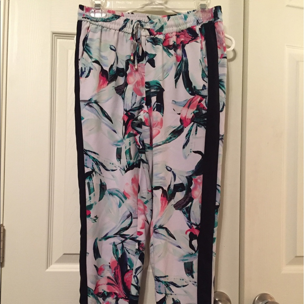 Black House White Market floral track pants Size S