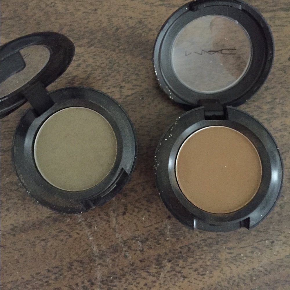 Mac authentic eyeshadow