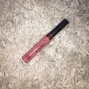 Anastasia Beverly Hills liquid lipstick