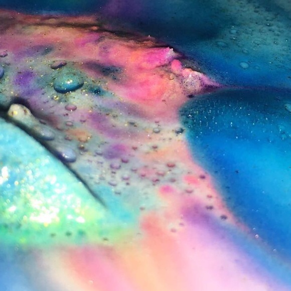 Meet your Posher, Julia - Picture 1 of 1