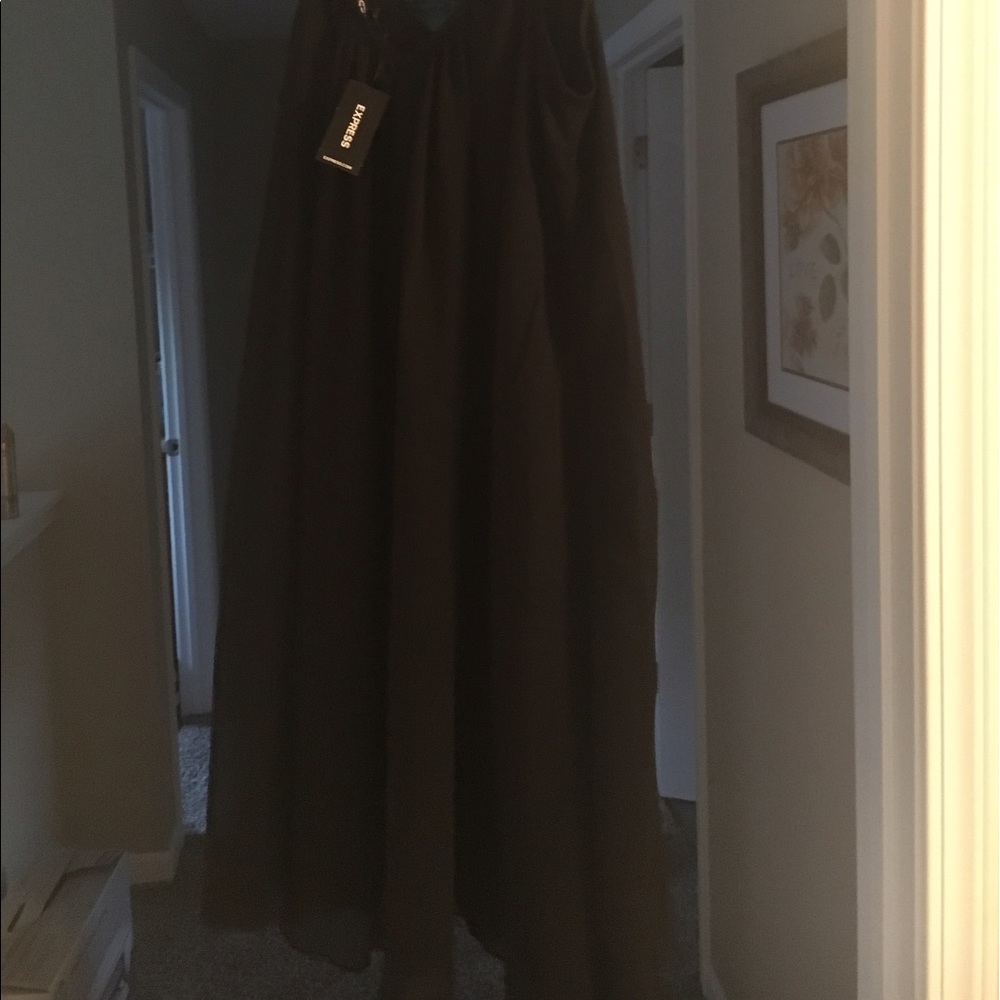 Express dress - Picture 3 of 3