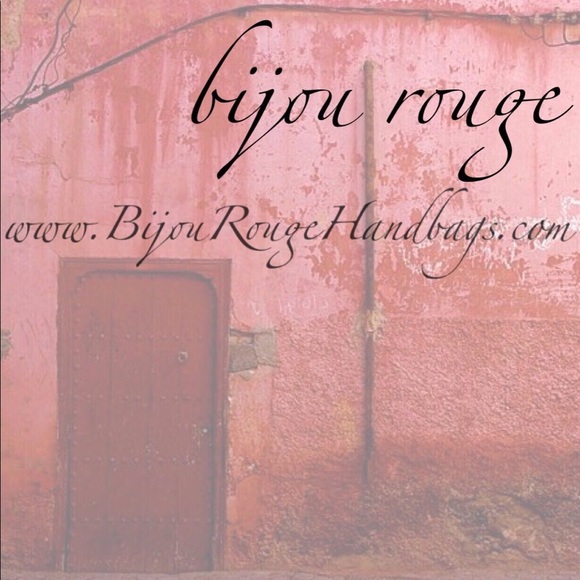 CLOSEOUT SALE Kate ~ Large Boho Leather Suitcase - Picture 5 of 5