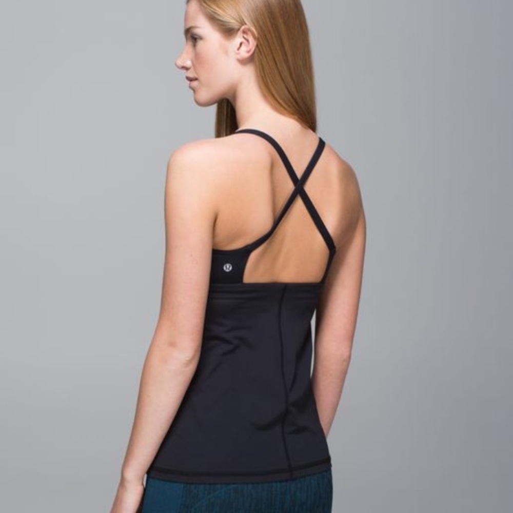 Lululemon Black Tank with built-in Bra sz 4*hemmed