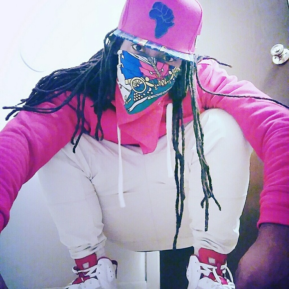 Meet your Posher, Richard - Picture 1 of 1