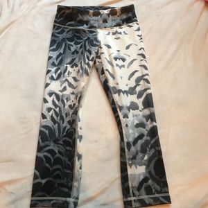 Lululemon wunder under crop