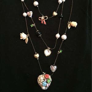 Betsey Johnson 3 layered necklace