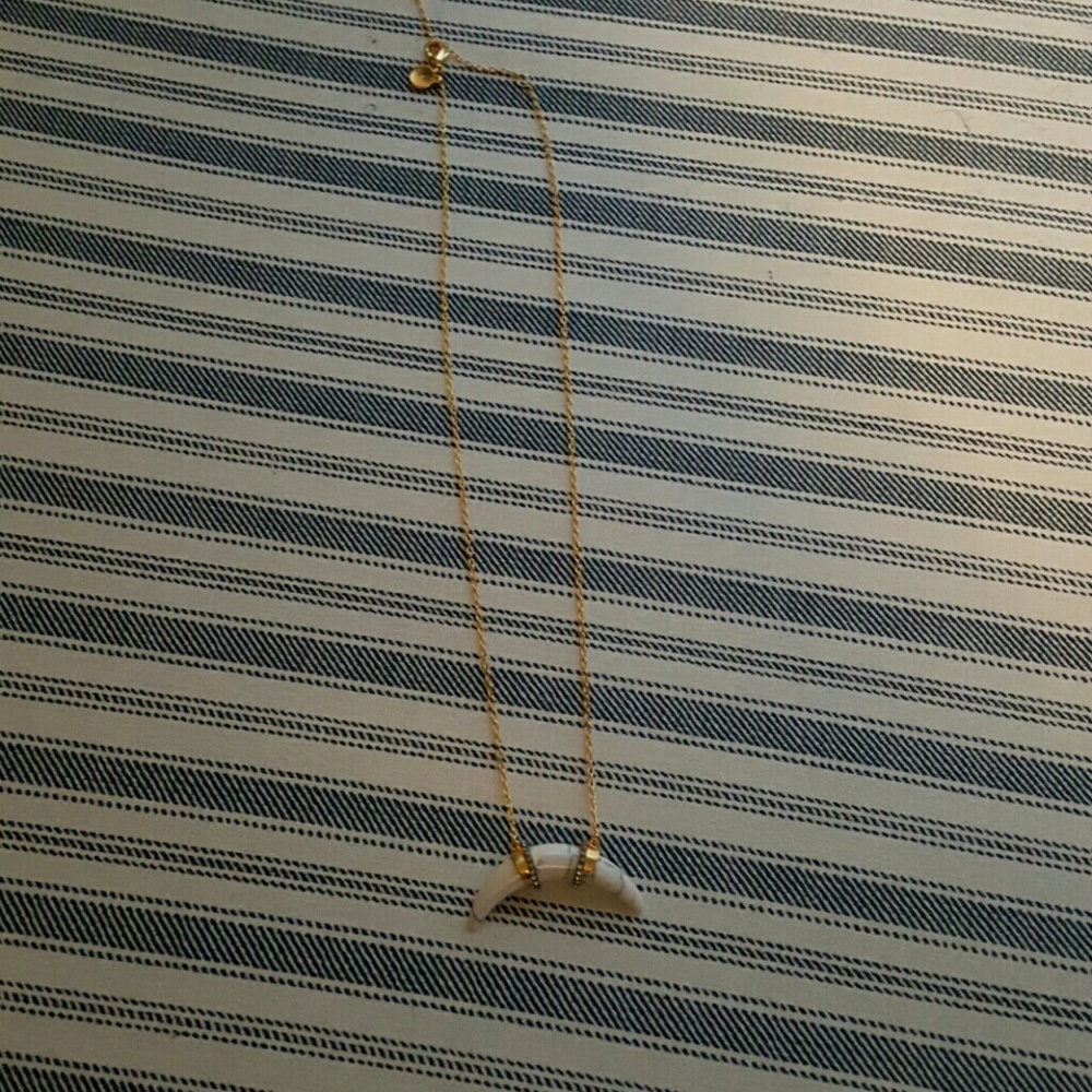 Stella &Dot Arcade Pendant Necklace