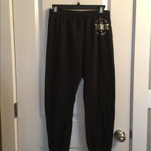 💕 Pink by Victoria's Secret sweats. Size m.