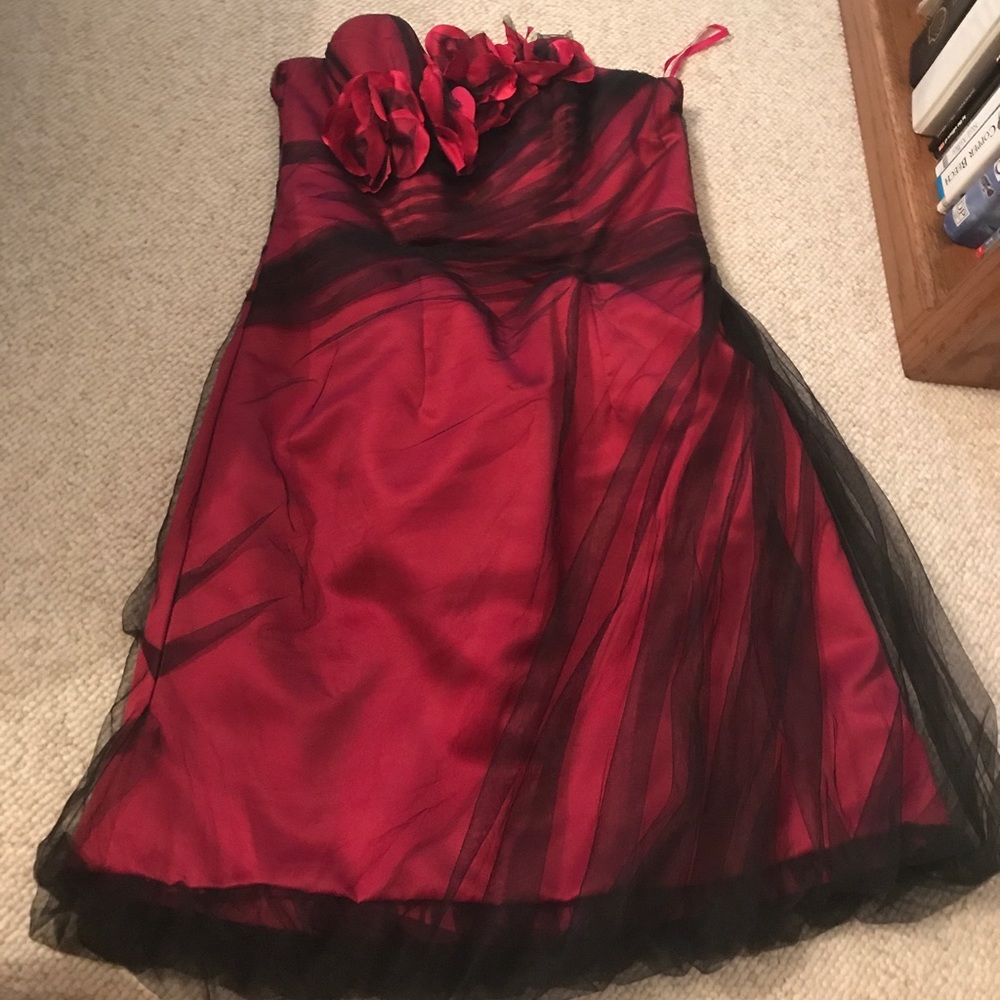 Fancy fuchsia strapless dress