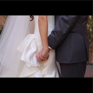 Meet your Posher, Lavi