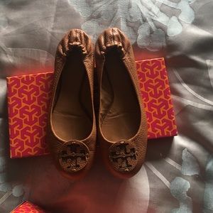 Tory Burch Beige Leather Reva Flat