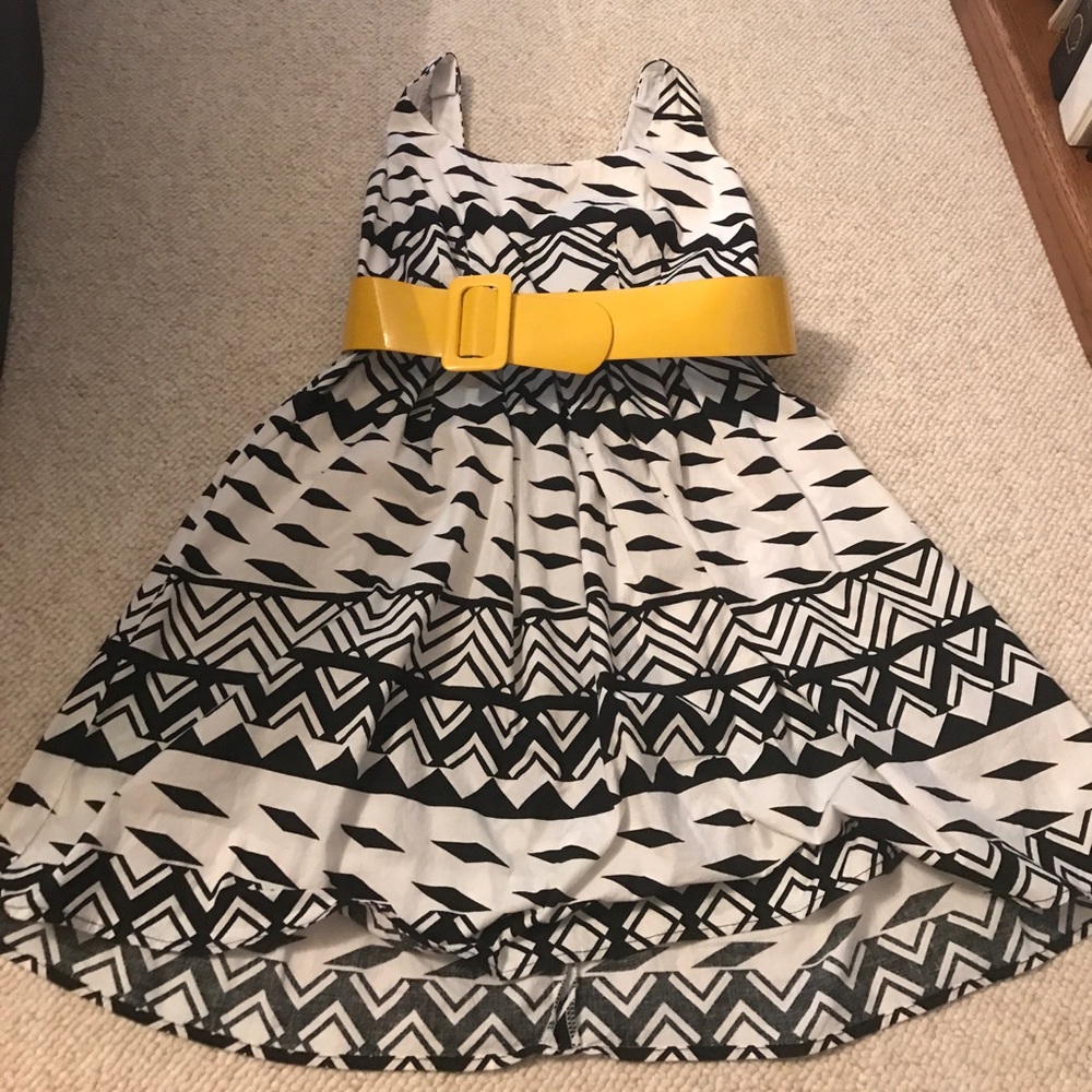Black and white summer dress