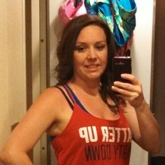 Meet your Posher, Cindy - Picture 1 of 1