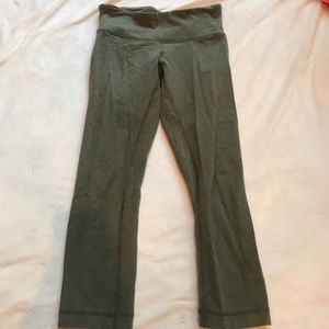 Lululemon wunder under crop