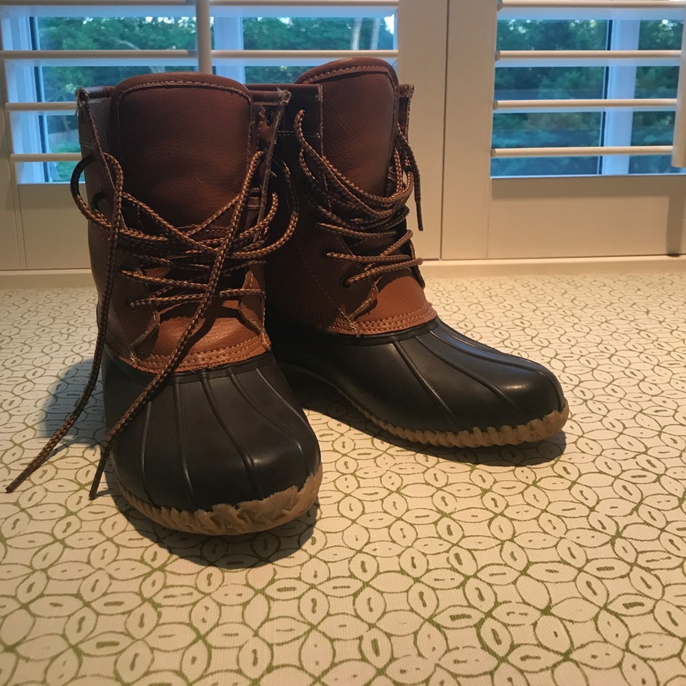 Bean boots look alike