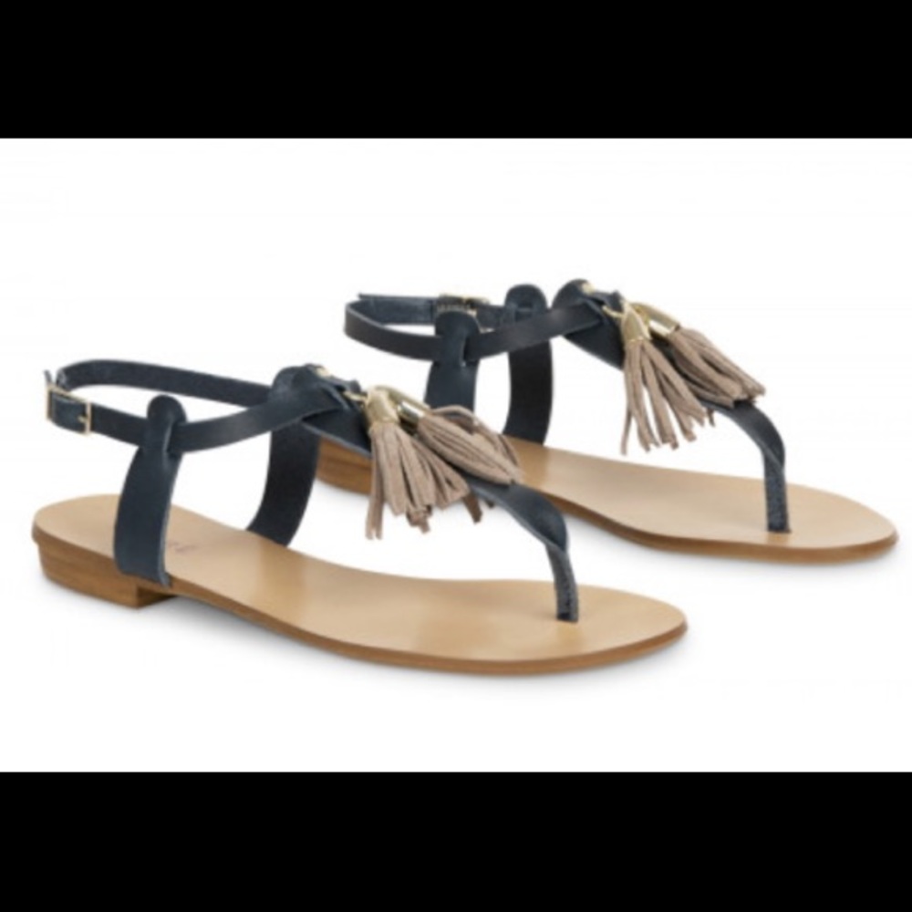 Andre designer sandals size 7-7.5