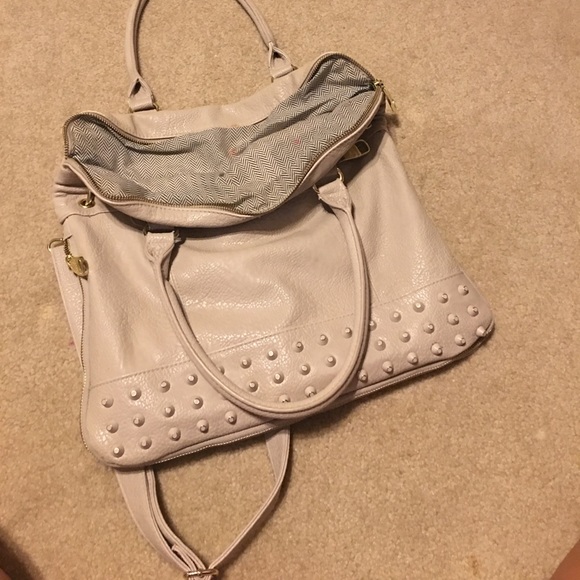 Steve Madden expandable purse - Picture 3 of 7