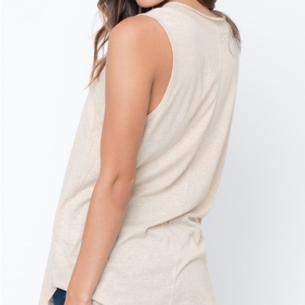 🎉HP🎉! Taupe Round Neckline Tank Top - Picture 3 of 3