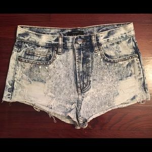 Forever 21 Denim Distressed Jewel Shorts size 26