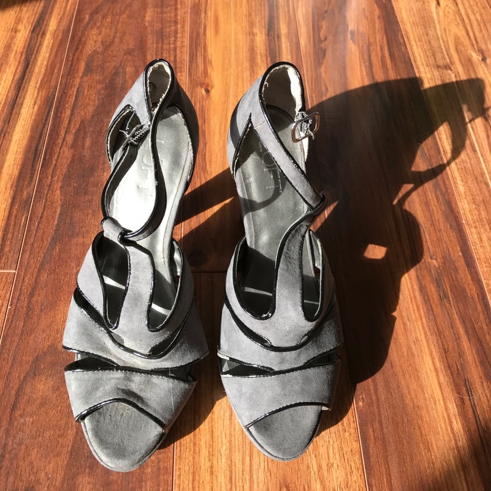 Cute gray strappy heels.