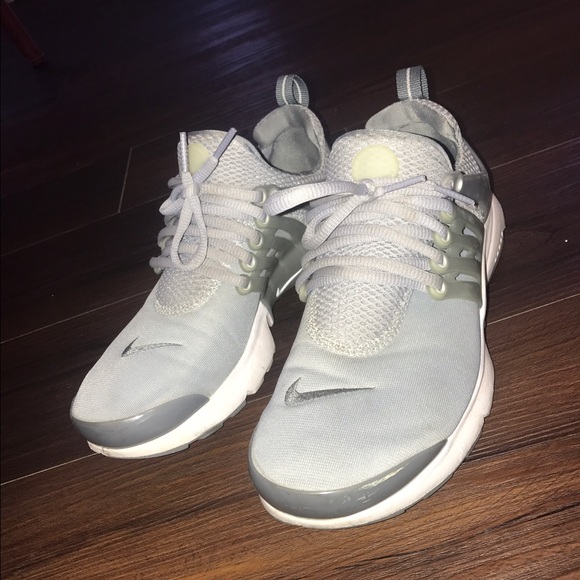 Nike Shoes - Nike running shoes