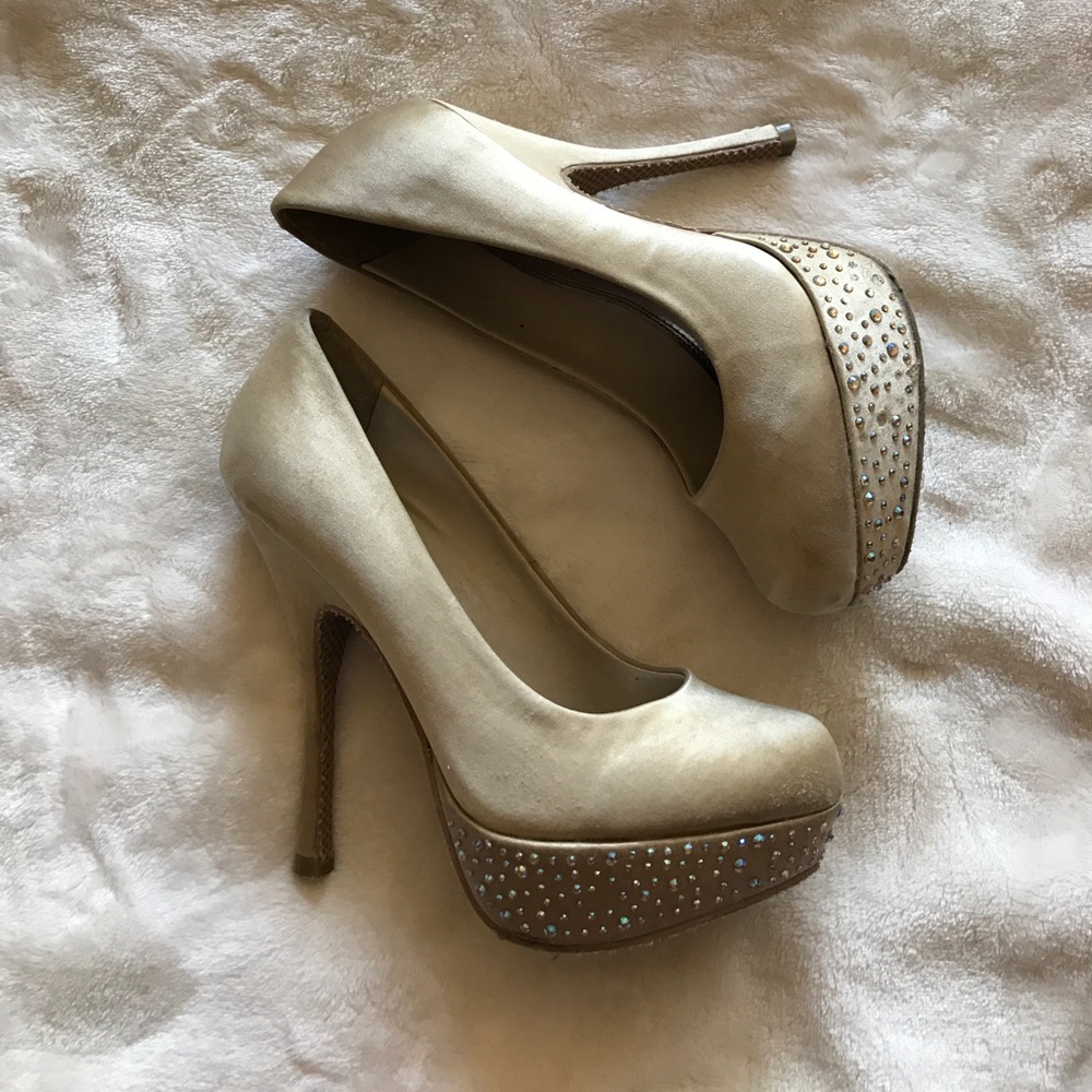 Steve Madden gold satin sparkle heels