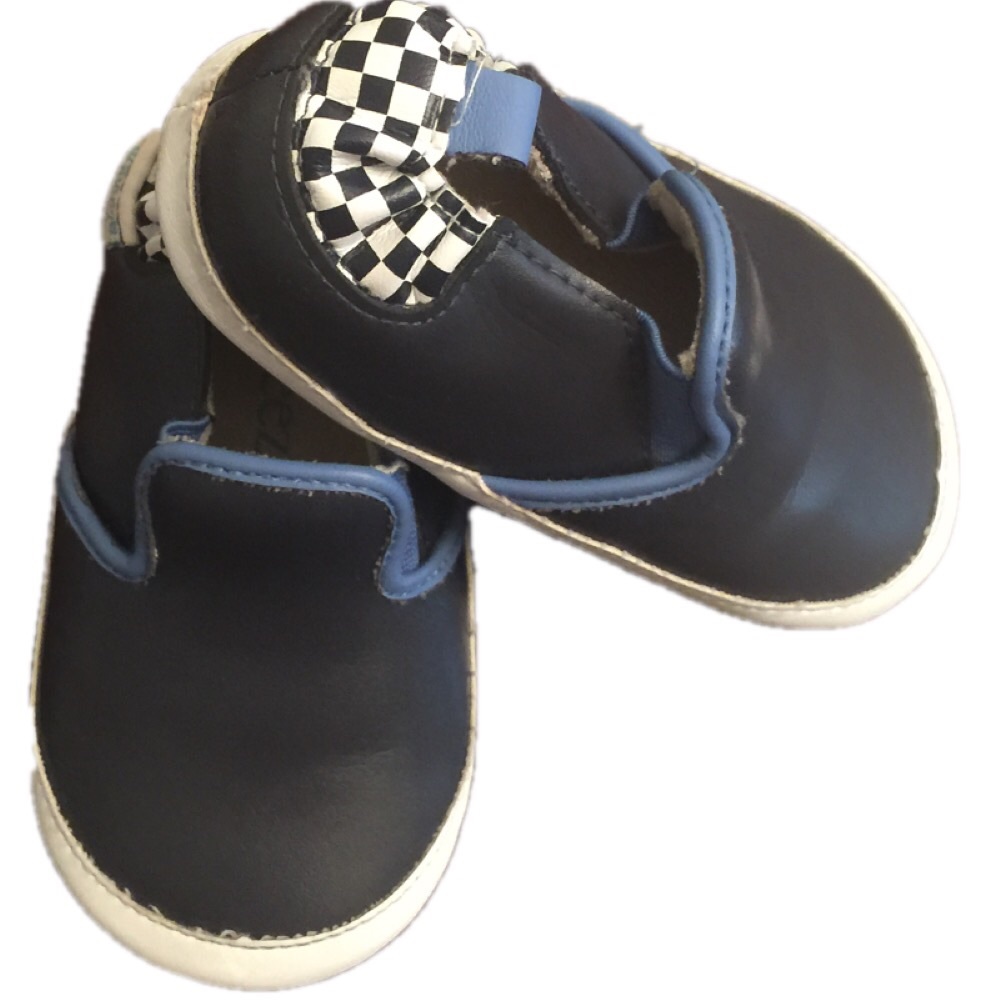 Robeez soft sole shoes