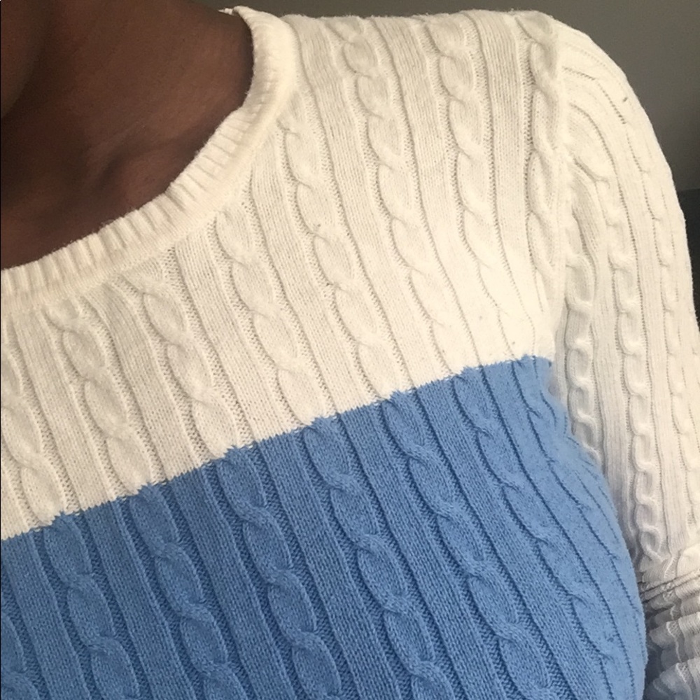 IZOD 2 piece deal crew neck sweater set