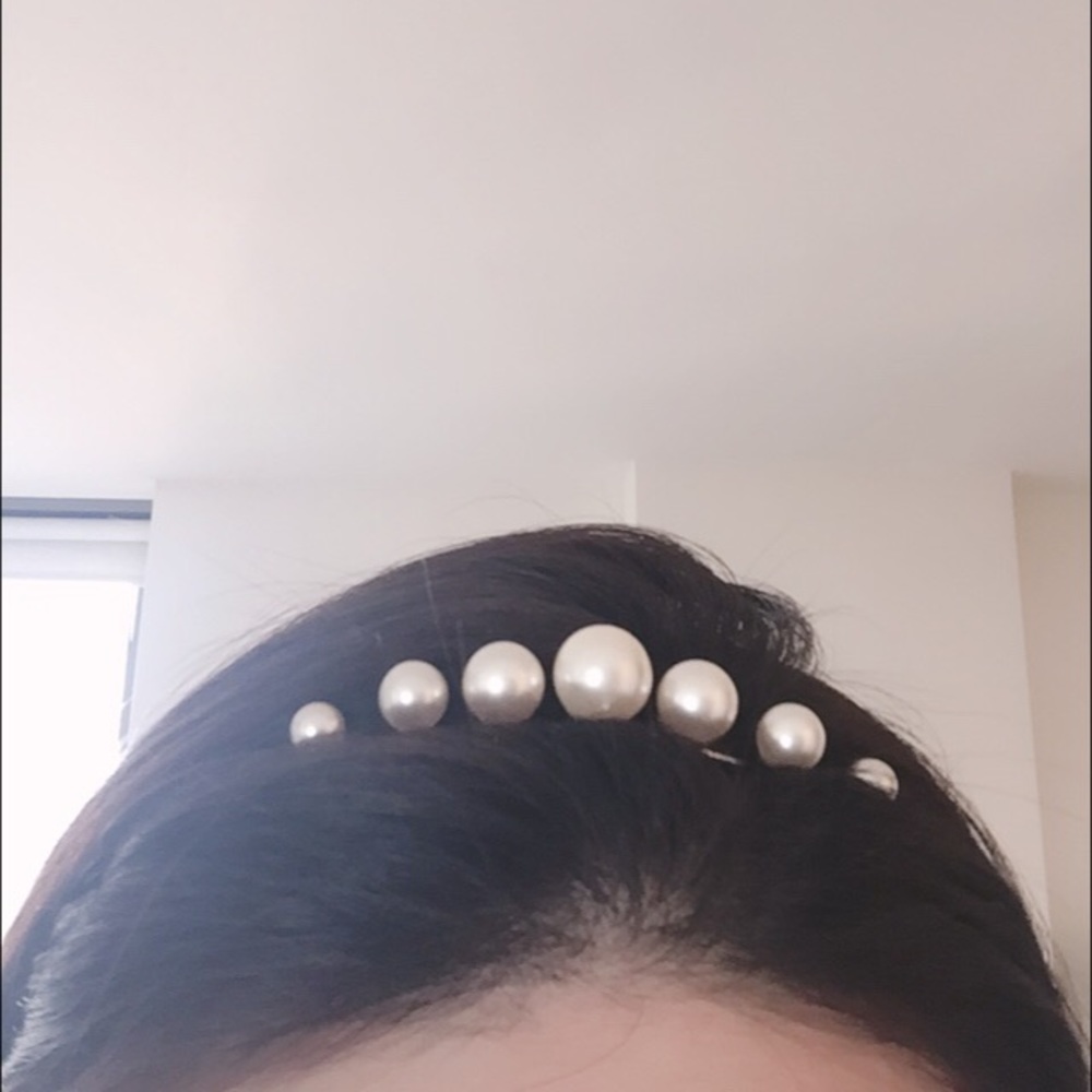 Pearl Hair Band