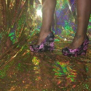 Floral wedge !!Make Your Offer Today!!