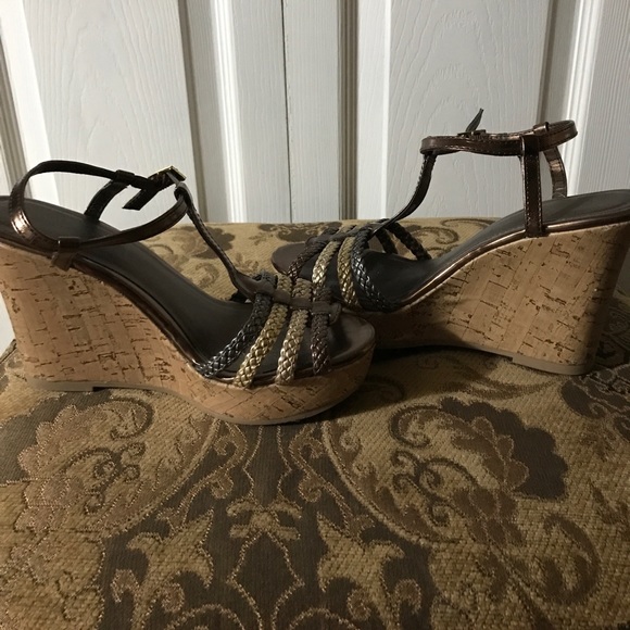 Heels - Picture 2 of 4