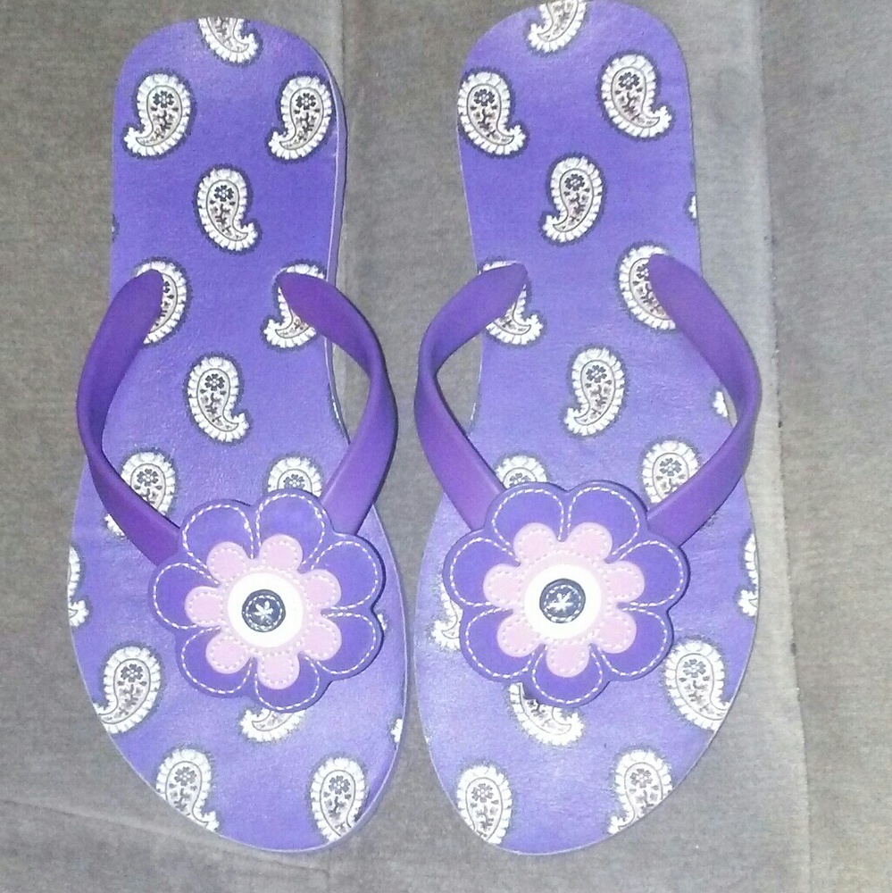Vera Bradley flip flops