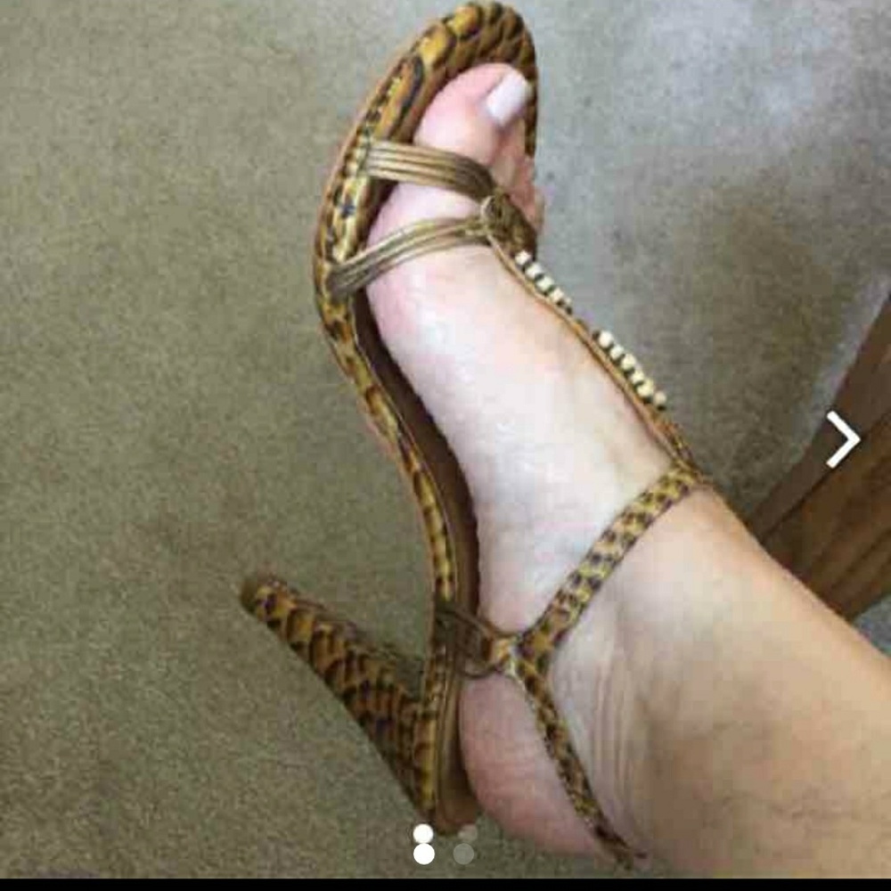 CARLOS SANTANA Slingback heels