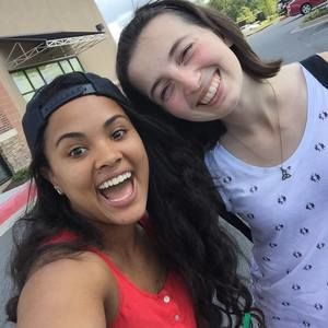 Meet your Posher, Hannah