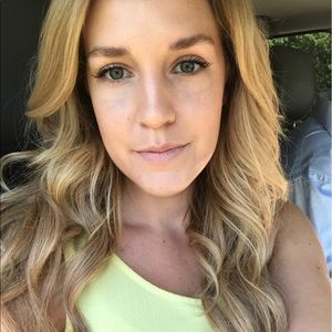 Meet your Posher, Erin