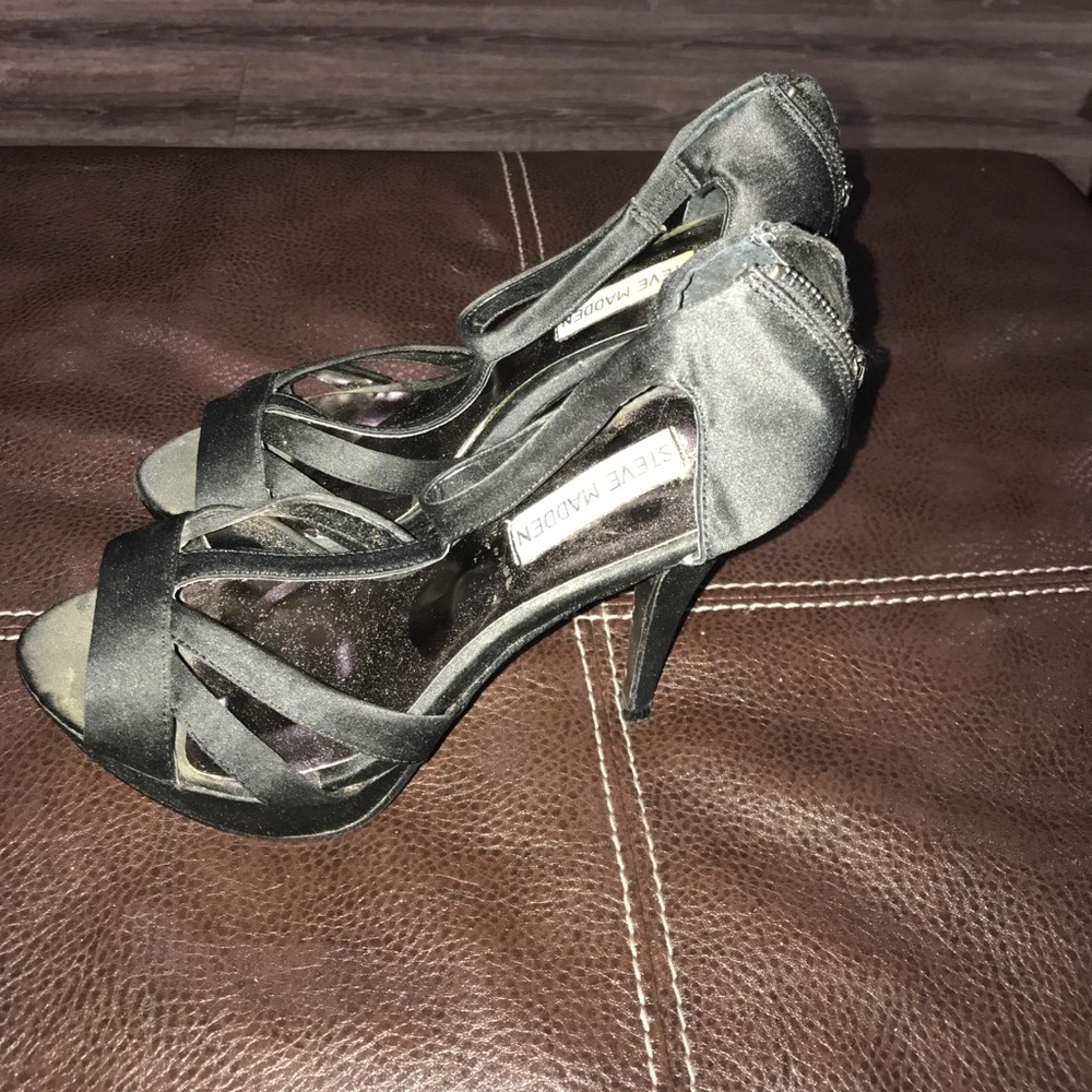 Steve Madden satin black heels