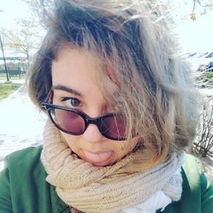 Meet your Posher, Albina