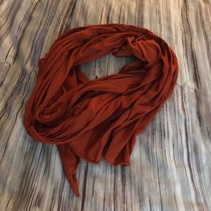 Lightweight scarf