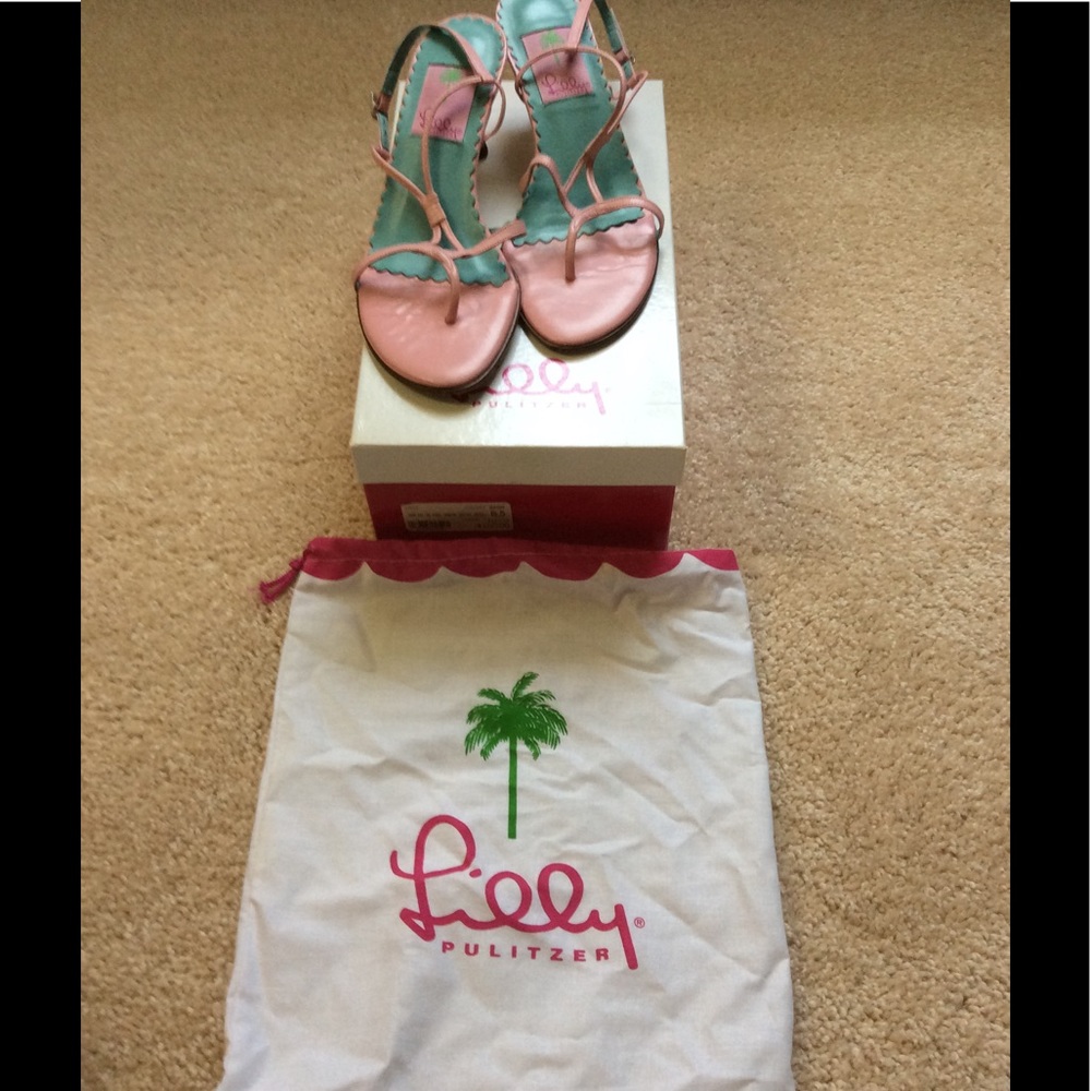Lilly Pulitzer pink sandals 6.5m