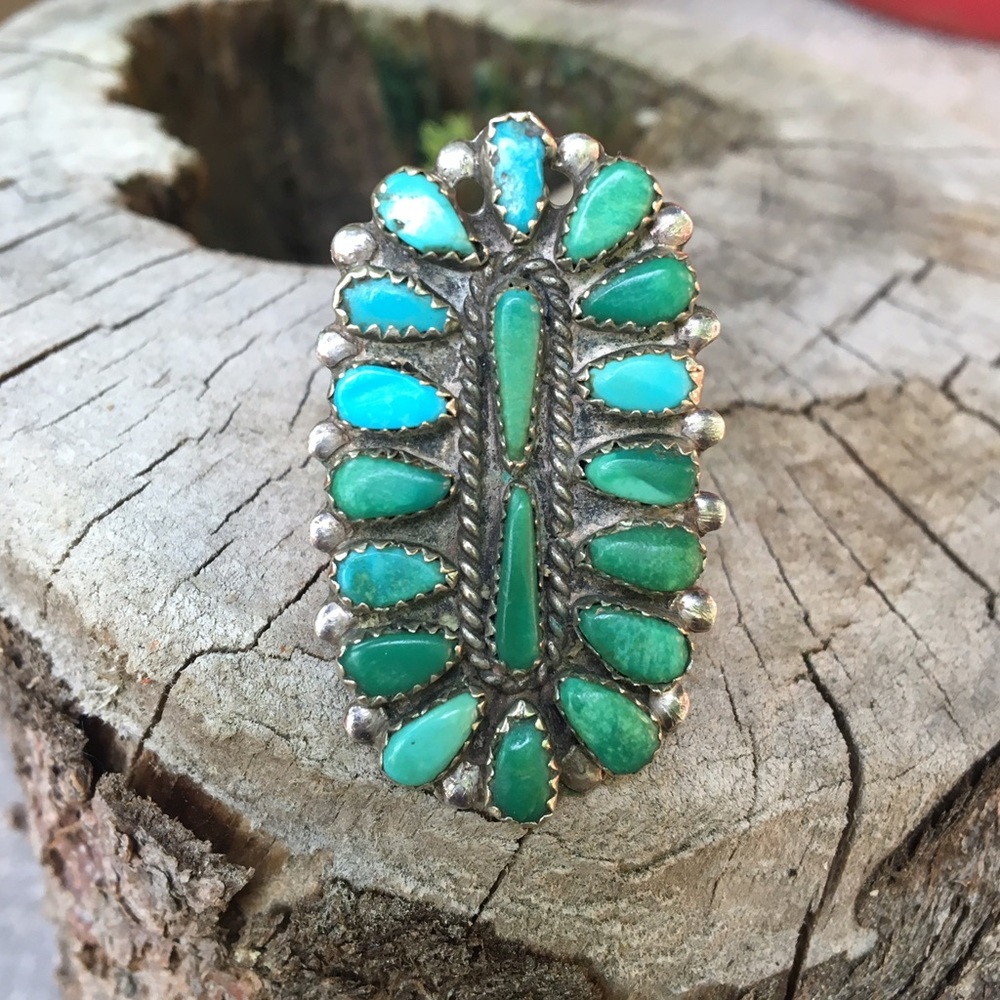 🔺SOLD🔻Vintage petite point turquoise ring - Picture 1 of 5