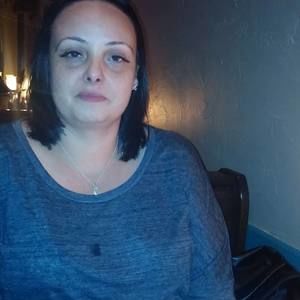 Meet your Posher, Cara