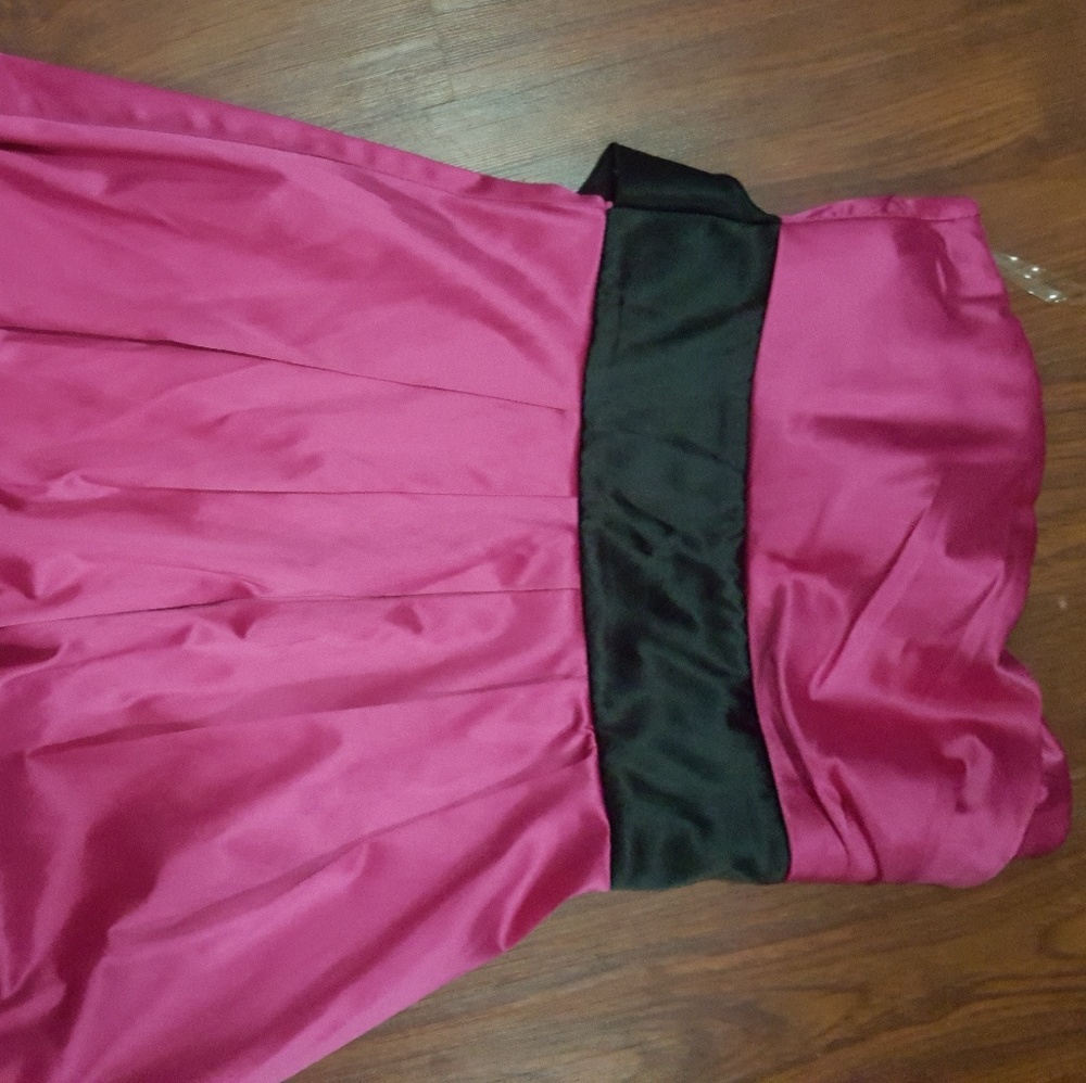 Dress, bright pink and strapless