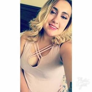 Meet your Posher, Alejandra