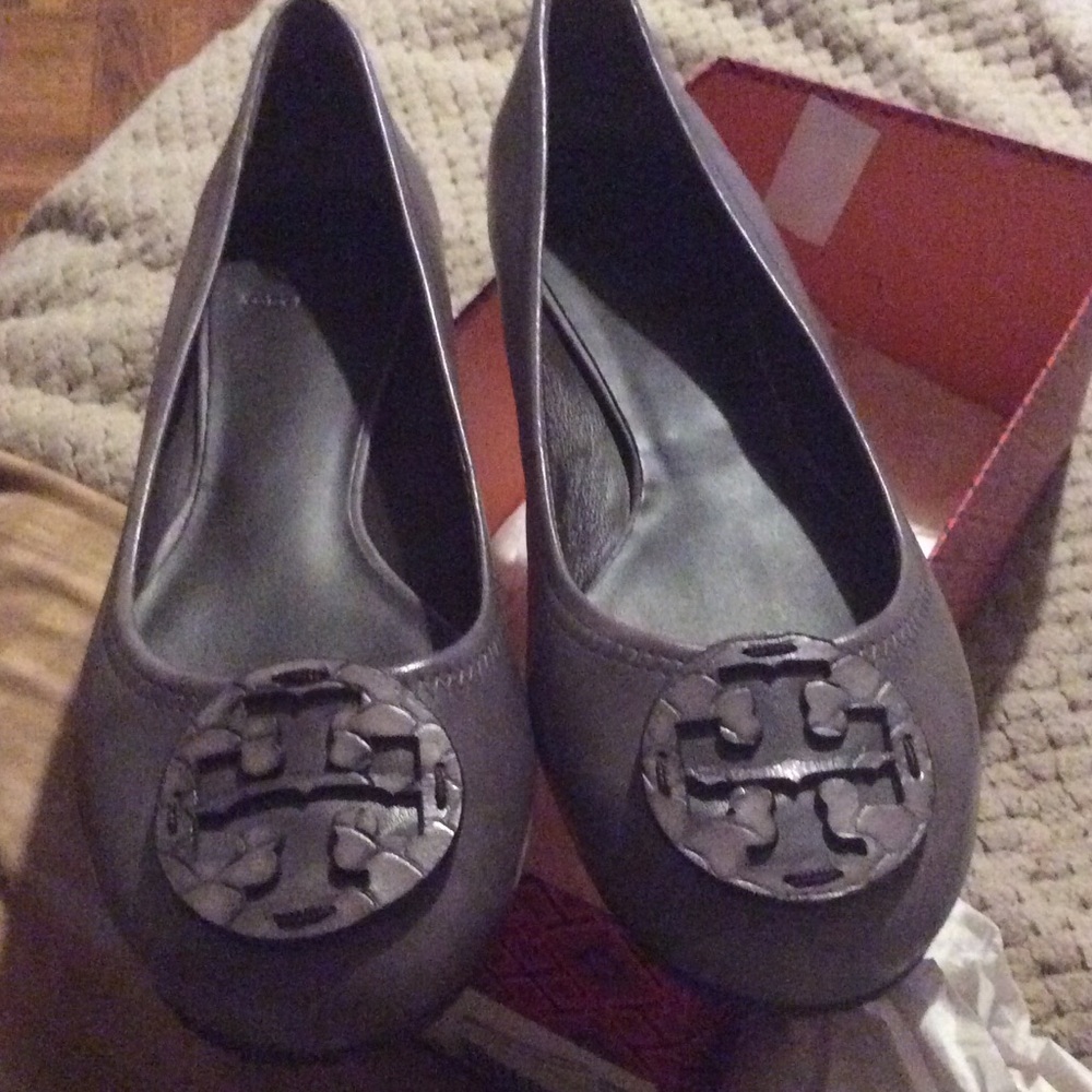 Tory Burch Taupe Reva Ballet flats
